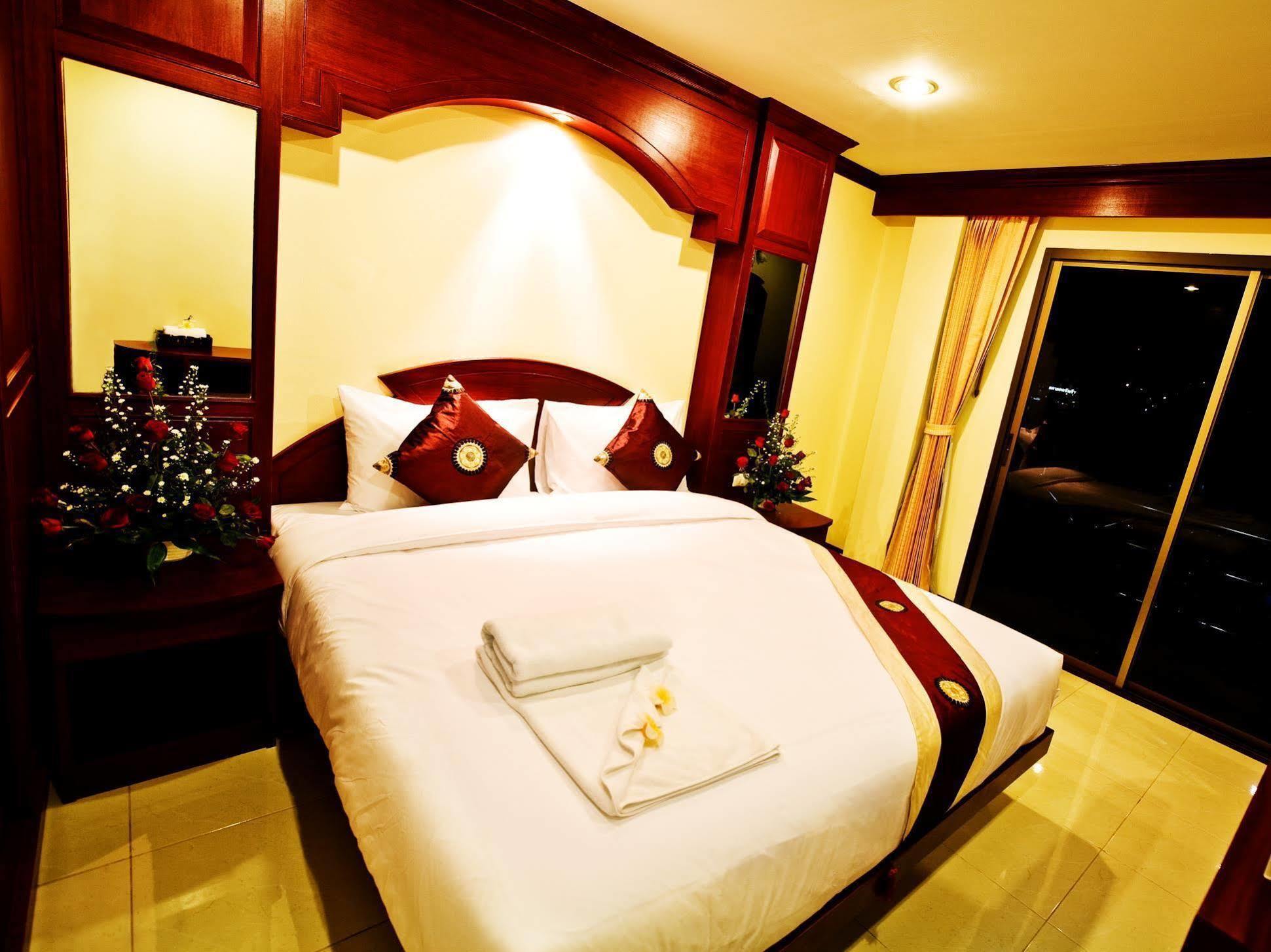 Baan Sudarat Hotel Phuket Екстериор снимка